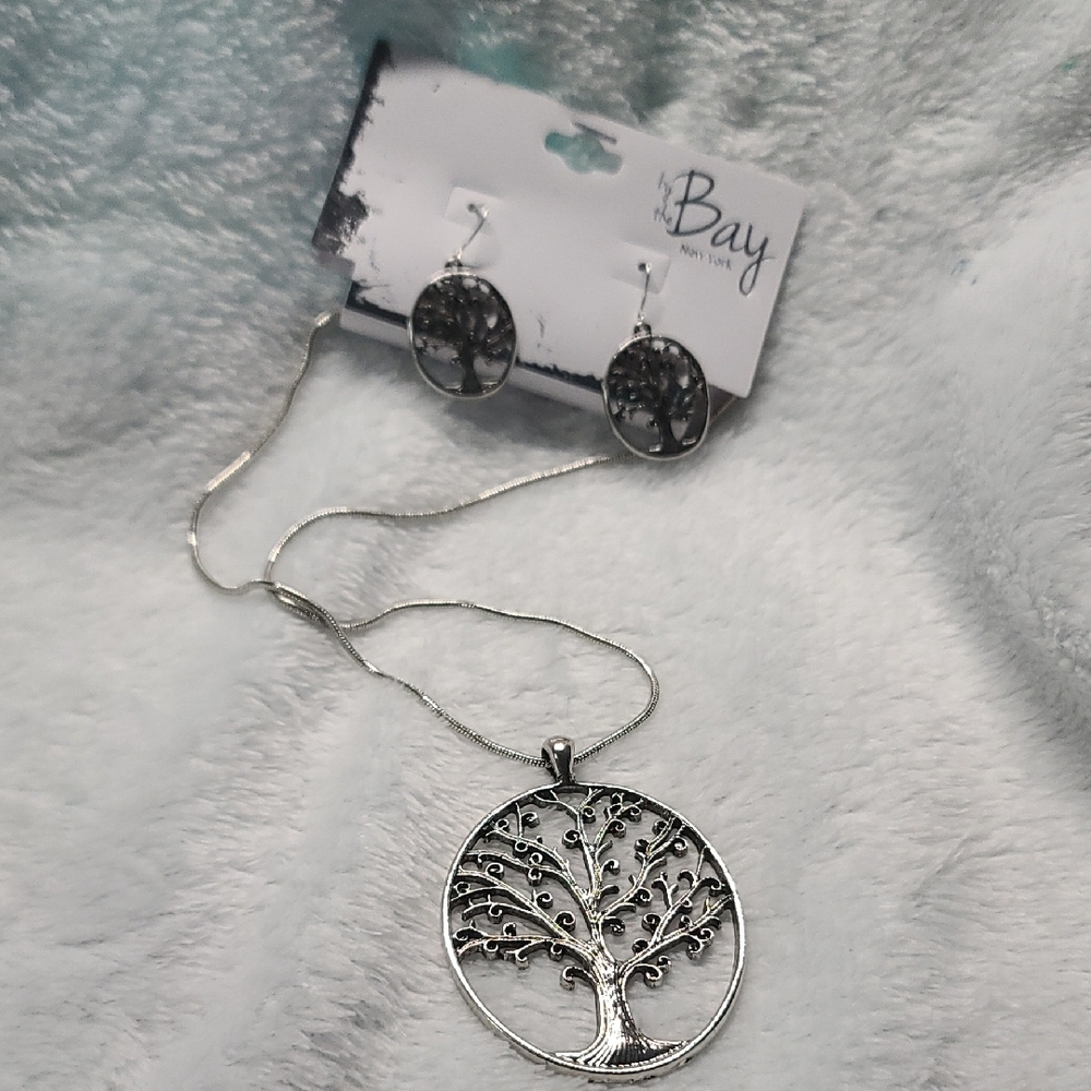 Silver Tree of Life Jewelry Set - Dangle Earrings & Necklace NWT